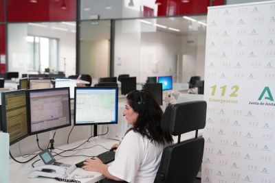  Tres personas heridas tras la caída de la rama de un árbol en Baeza 