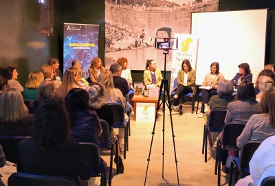  La mujer del mundo rural, protagonista en un concurso de fotografía 
