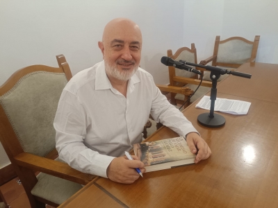  Pablo Álvarez presenta en Jaén su novela ganadora del Premio Azorín 