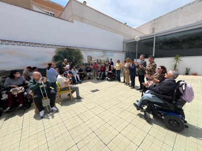  Un mural en la sede de Aspramif muestra los símbolos de la provincia 