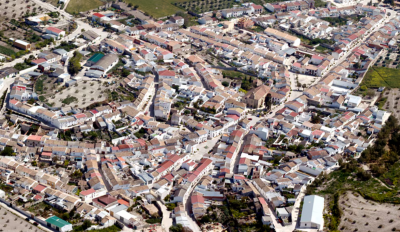  Un rayo destroza una vivienda en Santiago de Calatrava 