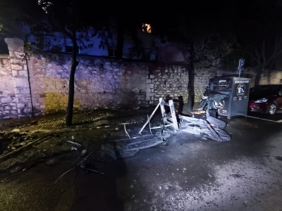 La Policía Local detiene a seis personas por quemar contenedores 