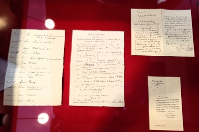  El Ayuntamiento expone documentos históricos sobre los Juegos Florales 