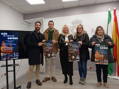  'Jaén se viste de Navidad' con dos zambombadas en la Plaza de Santa María 