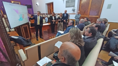  El Ayuntamiento escucha propuestas para una zona de bajas emisiones 