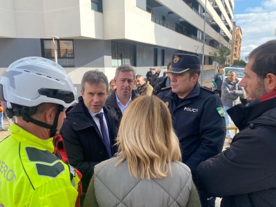  Julio Millán supervisa la seguridad de la calle Unicef tras el desalojo 