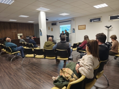  Siles presenta un proyecto 0 vertidos para casas rurales 