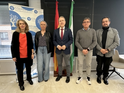  Las asociaciones de pacientes reclaman la Ciudad Sanitaria 