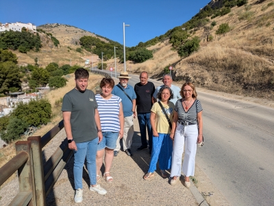  El PSOE exige a la Junta el arreglo de la carretera de circunvalación 