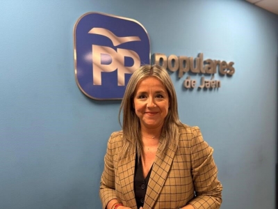  El PP llama a "reivindicar sin complejos" la Constitución 