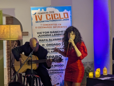  El IV Ciclo de Cantautores lleva folk, coplas y tango a los Baños Árabes 