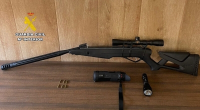  Dos investigados por caza furtiva y tenencia ilícita de armas 