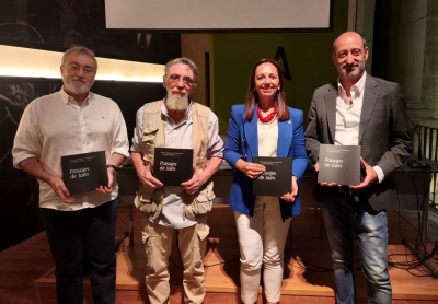  La UJA presenta el catálogo de Becas de Residencia ‘Paisajes de Jaén’ 