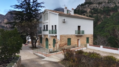  El Hotel Rural de Riogazas cerrado por falta de suministro eléctrico 