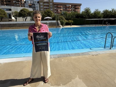  La piscina de La Salobreja abrirá los viernes hasta las doce de la noche 
