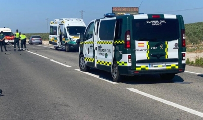  Dos fallecidos en un accidente de coche en la A-306 a la altura de Porcuna 