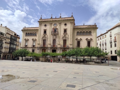  Jaén inicia la funcionarización del personal laboral fijo municipal 