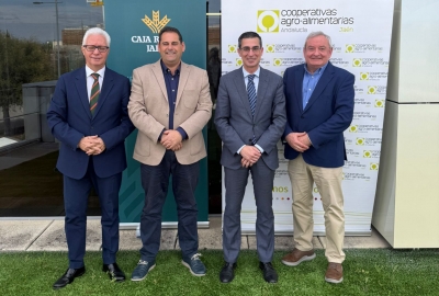  Caja Rural y Cooperativas Agroalimentarias sellan su alianza 