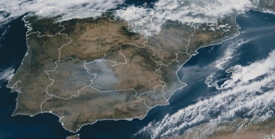  El humo de los incendios de Ávila y Madrid alcanza Jaén 