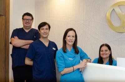  Implantes dentales sin cirugía en Jaén con JG Merino 