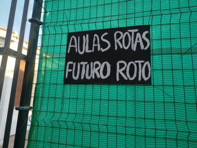  Alumnos de Iznatoraf dejan de ir a clase por miedo a un posible derrumbe 