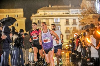  19 minutos bastaron para entregar otros 2.400 dorsales de San Antón 
