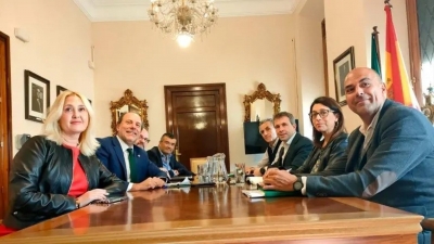  El alcalde apoya a la UJA en su reivindicación hacia la Junta 