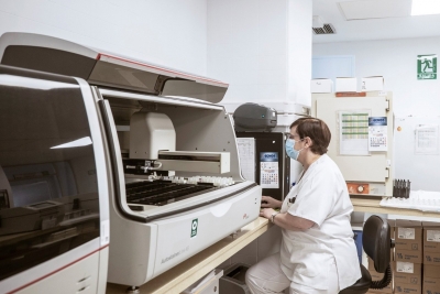  El Hospital de Jaén analiza un 16% más de muestras de biopsias 