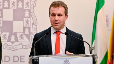  Julio Millán: "La Junta se está convirtiendo en el Club de la Comedia" 