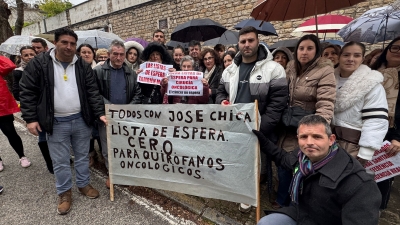  La presión social abre un quirófano para un paciente con cáncer 
