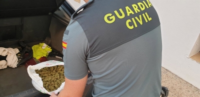  Detenido un conductor con 4 kilos de marihuana en Villanueva del Arzobispo 