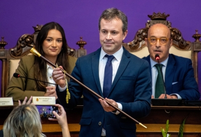  Moción, cambio de Gobierno local y presupuesto 