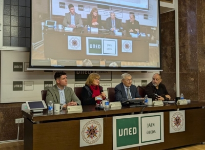  La UNED presenta el libro 'La primera vuelta al mundo' 