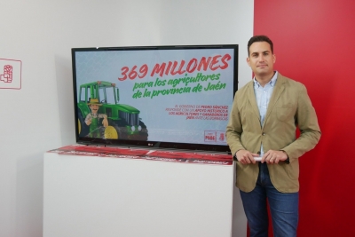  El PSOE saca pecho de las ayudas del Gobierno a los agricultores 
