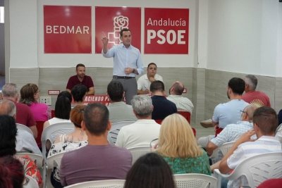  Juan Latorre defiende la gestión socialista en Sierra Mágina 