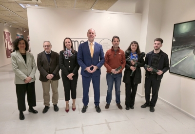  Teresa Martínez gana el X Certamen de Pintura Manuel Ángeles Ortiz 