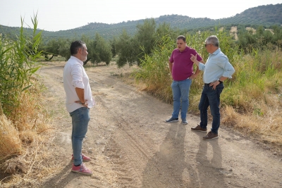  El PSOE pregunta dónde está yendo el dinero de los caminos rurales 