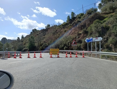  Los vecinos de Huelma y Cambil siguen sin su principal vía de acceso 