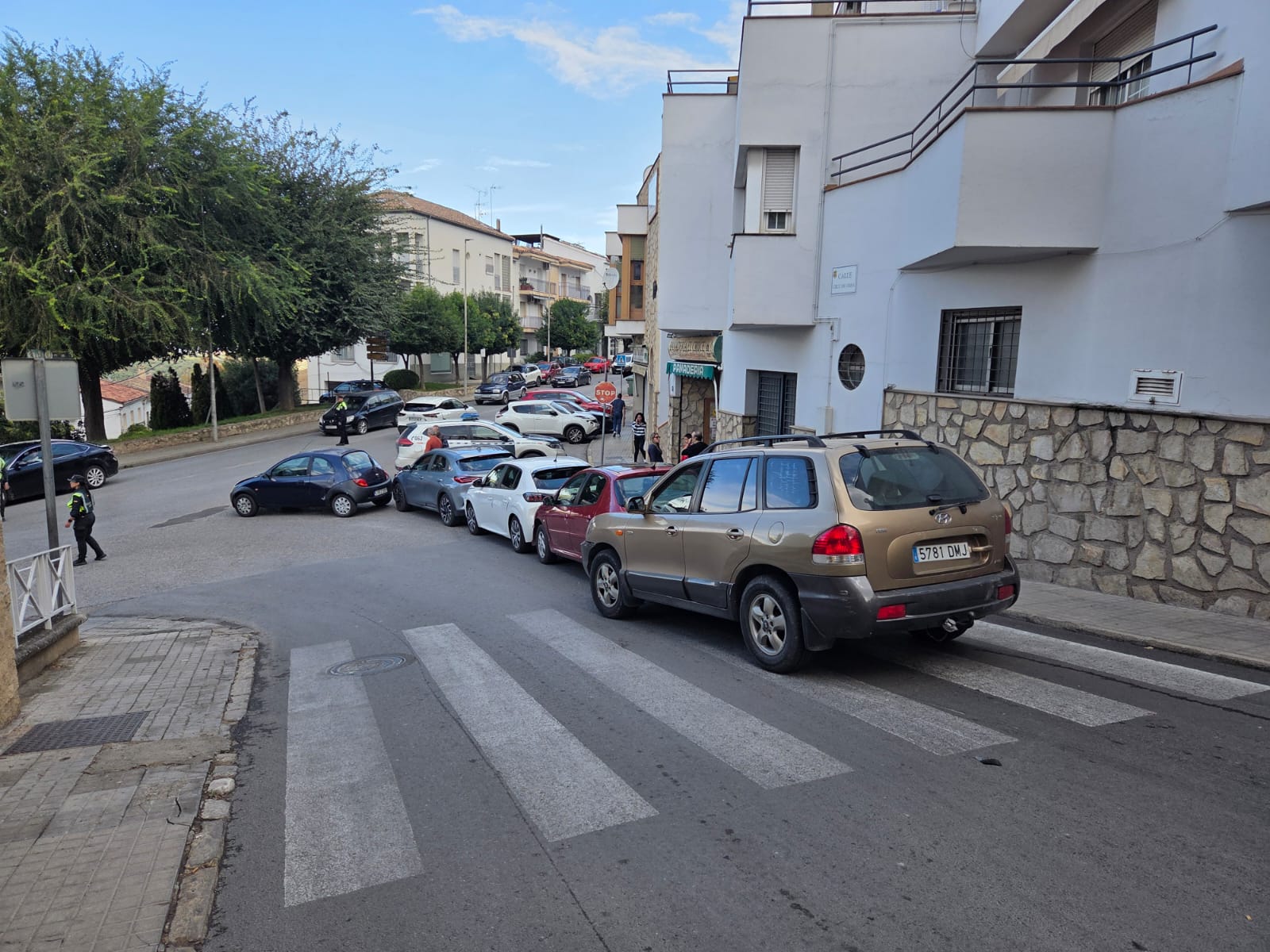  Tres personas heridas en una colisión múltiple en Cazorla 