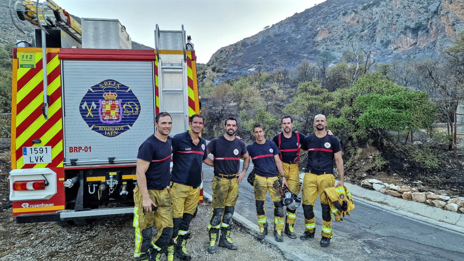 Bomberos de Jaén acuden a la extinción del incendio en Albanchez