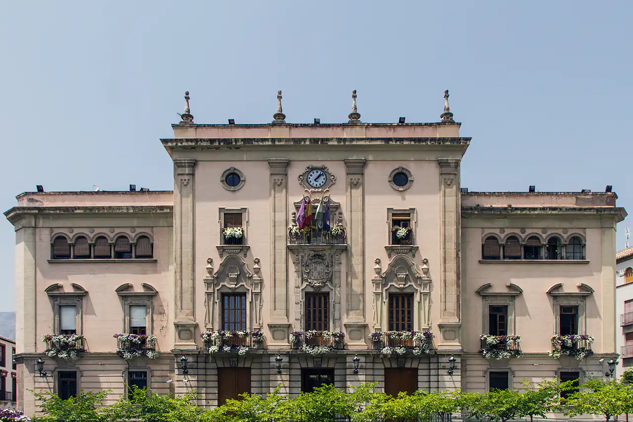  El PP exige al alcalde más presencia policial ante los robos a comercios 